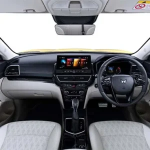 3xo digital cluster and stearing wheel