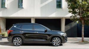 Kia seltos right side view